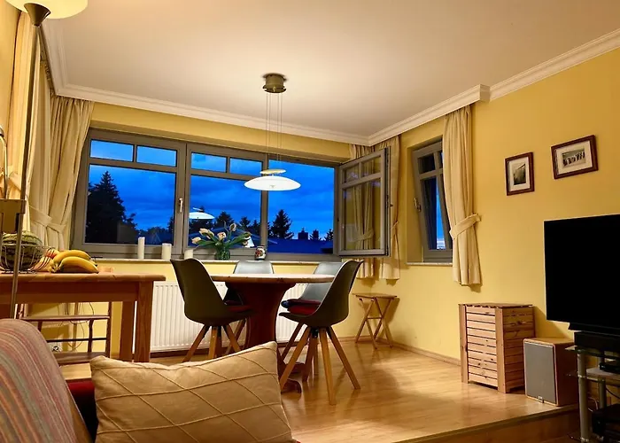 Sonnige, Ruhige 5 Min Zum U Zentrum Daire *